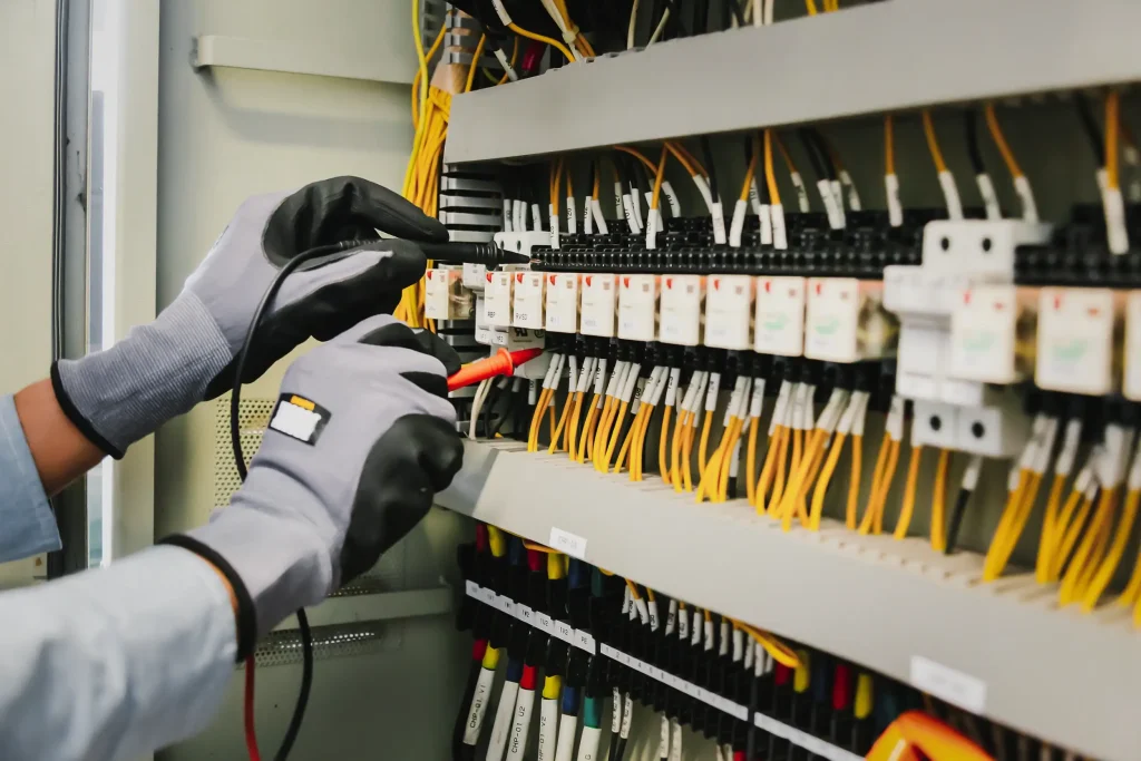 rewires porth - Cowell LTD